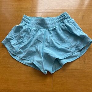 Lululemon women’s hotty hot shorts